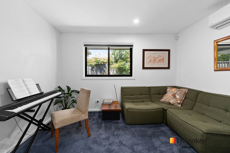 Photo - 4/7 Allwood Street, Chifley ACT 2606 - Image 12