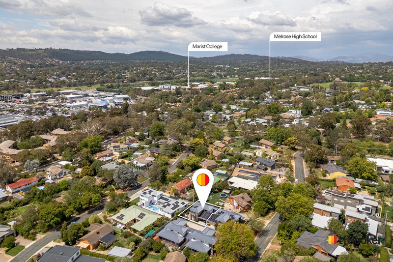 Photo - 4/7 Allwood Street, Chifley ACT 2606 - Image 24