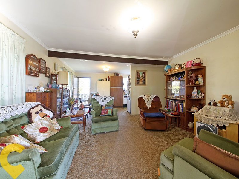 Photo - 47 Amersham Street, Kippa-Ring QLD 4021 - Image 6