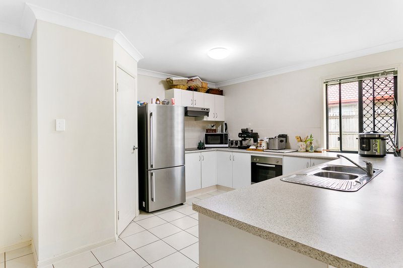 Photo - 47 Amity Drive, Rothwell QLD 4022 - Image 4