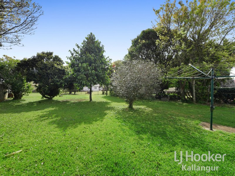 Photo - 47 Andrew Street, Kallangur QLD 4503 - Image 10