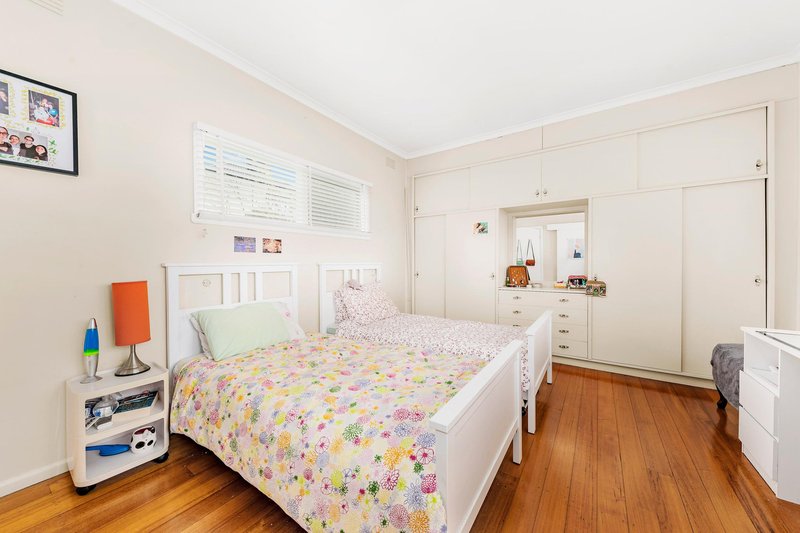 Photo - 47 Andrews Street, Burwood VIC 3125 - Image 5