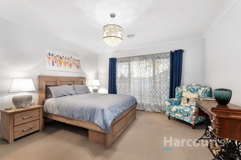 Photo - 47 Artesian Avenue, Wantirna South VIC 3152 - Image 9