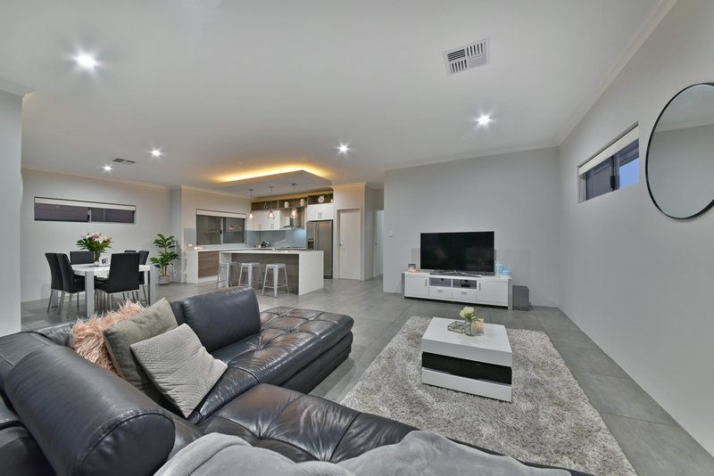 Photo - 47 Aviator Boulevard, Clarkson WA 6030 - Image 22