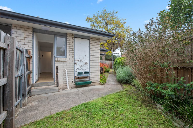 Photo - 4/7 Barker Street, Cheltenham VIC 3192 - Image 10