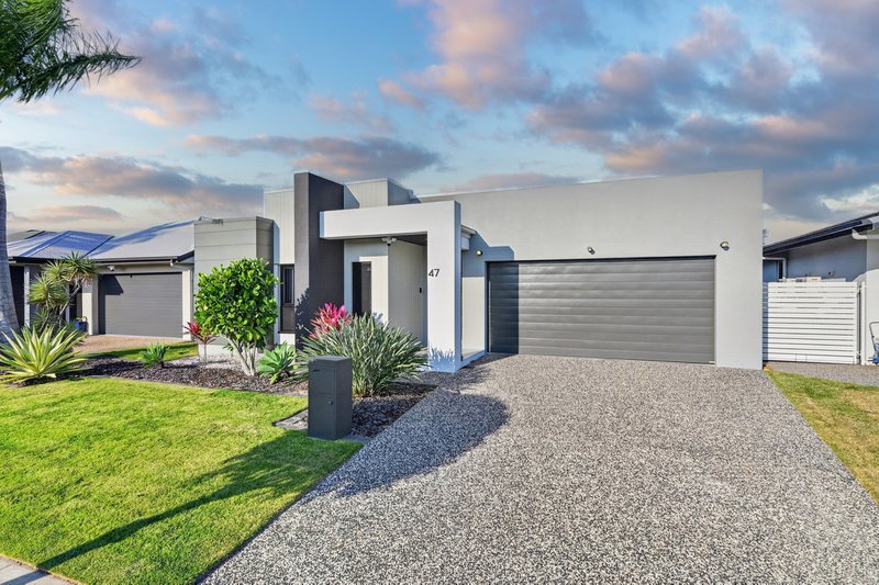 Photo - 47 Barramundi Circuit, Burdell QLD 4818 - Image 1