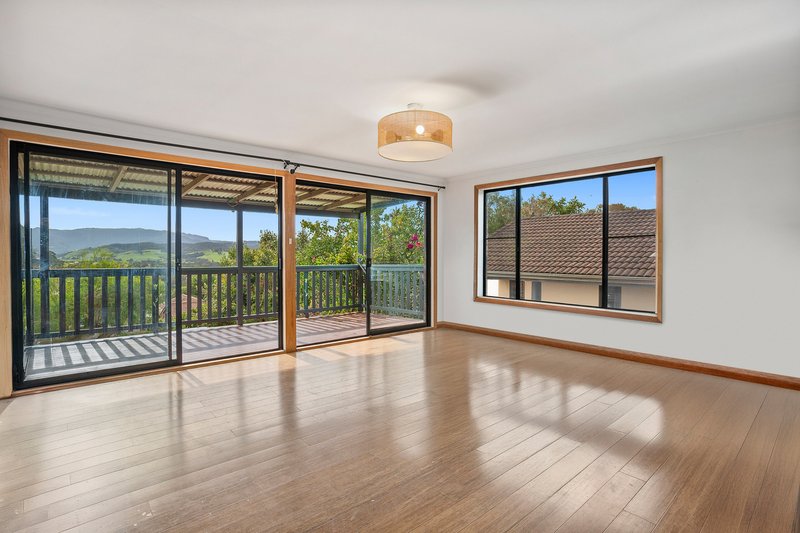 Photo - 47 Barton Drive, Kiama Downs NSW 2533 - Image 3