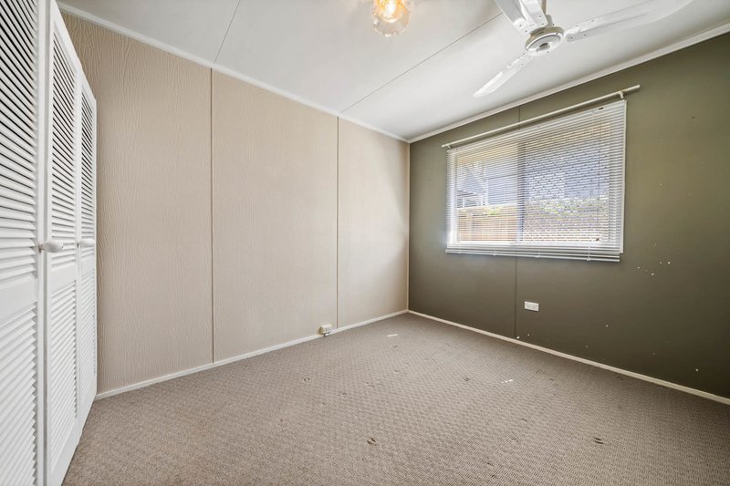 Photo - 47 Bass Street, Centenary Heights QLD 4350 - Image 10