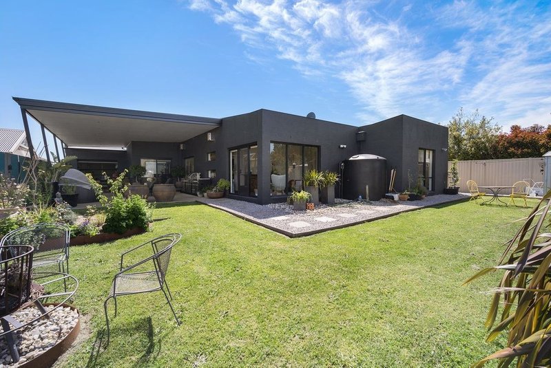 Photo - 47 Belltower Avenue, Alfredton VIC 3350 - Image 11