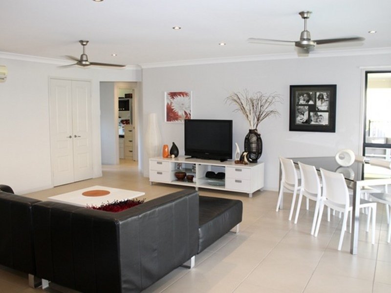 Photo - 47 Bevington Street, Tannum Sands QLD 4680 - Image 4