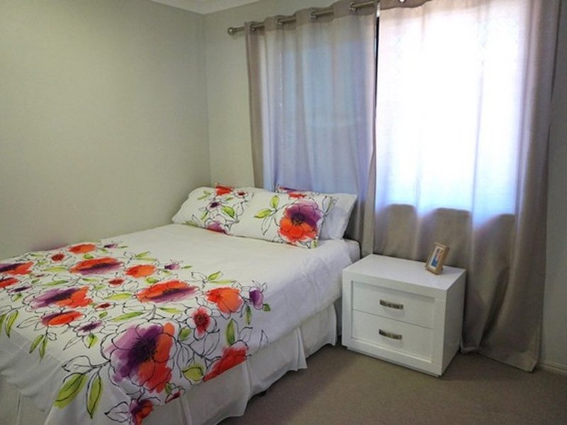 Photo - 47 Bevington Street, Tannum Sands QLD 4680 - Image 12