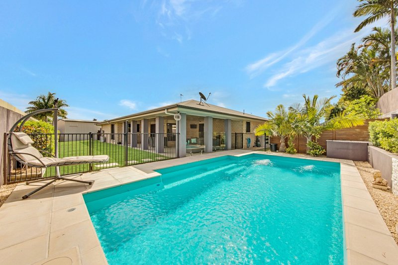 Photo - 47 Bevington Street, Tannum Sands QLD 4680 - Image 2