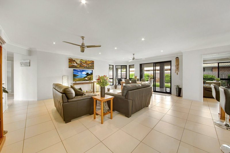 Photo - 47 Bevington Street, Tannum Sands QLD 4680 - Image 8