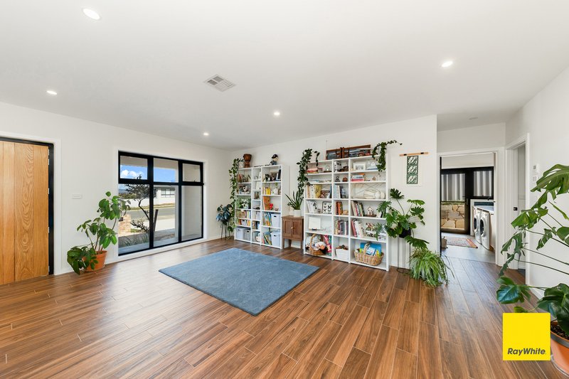 Photo - 47 Birchfield Drive, Bungendore NSW 2621 - Image 8