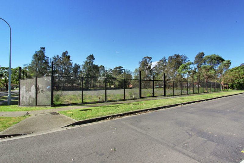 Photo - 47 Birdwood Avenue, Doonside NSW 2767 - Image 7