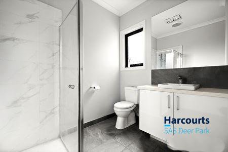 Photo - 4/7 Boisdale Avenue, Sunshine North VIC 3020 - Image 7