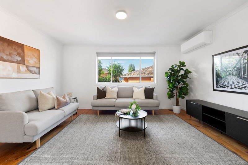 Photo - 4/7 Boston Road, Lalor VIC 3075 - Image 3
