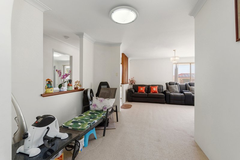 Photo - 47 Bottlebrush Drive, Morley WA 6062 - Image 10