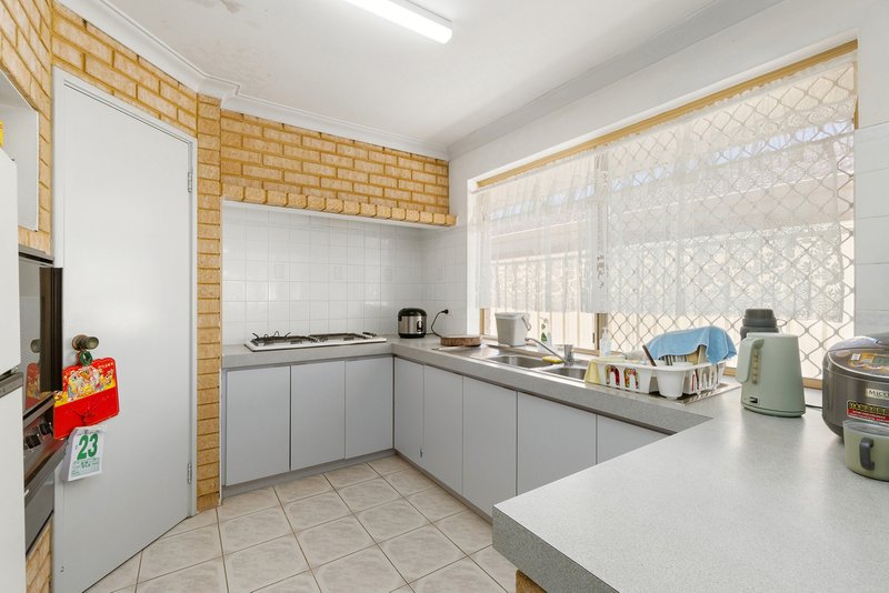 Photo - 47 Bottlebrush Drive, Morley WA 6062 - Image 15