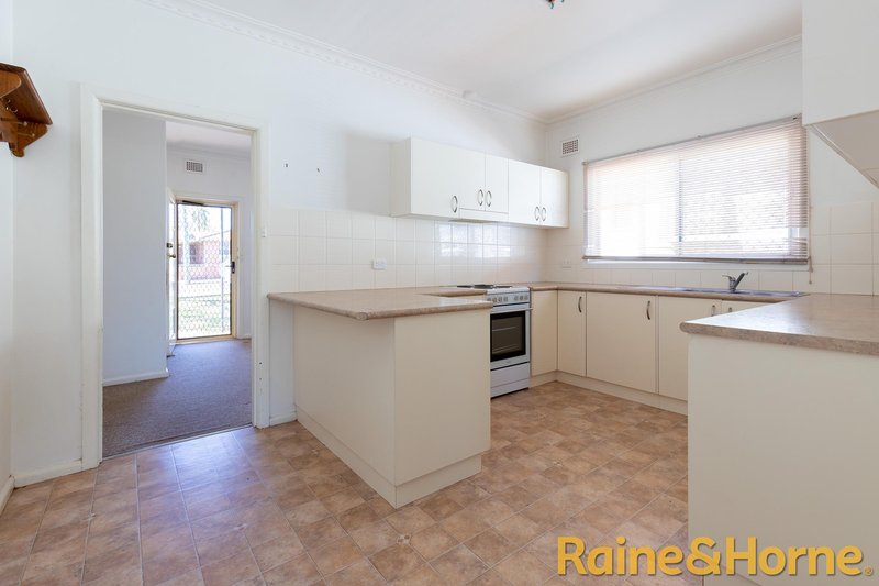 Photo - 47 Boundary Road, Dubbo NSW 2830 - Image 4