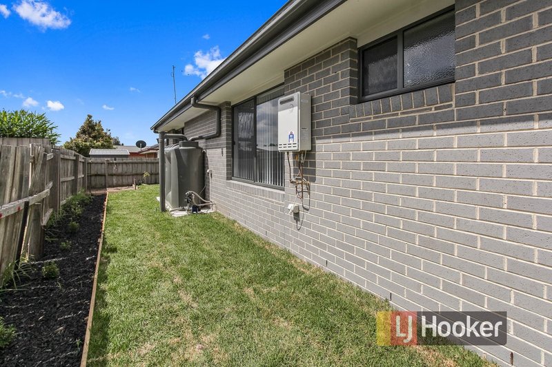 Photo - 4/7 Bride Avenue, Hampton Park VIC 3976 - Image 9