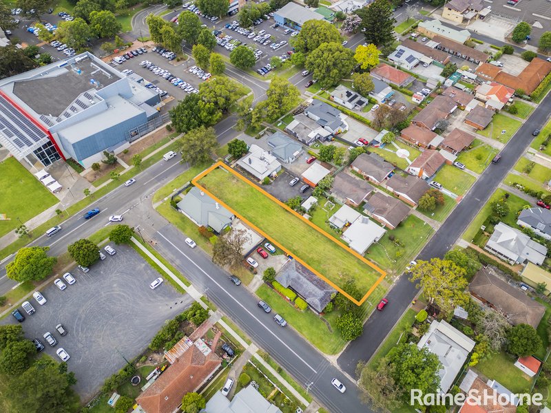 Photo - 47 Bridge Road, Nowra NSW 2541 - Image 2