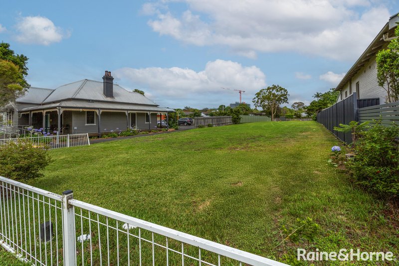 Photo - 47 Bridge Road, Nowra NSW 2541 - Image 5