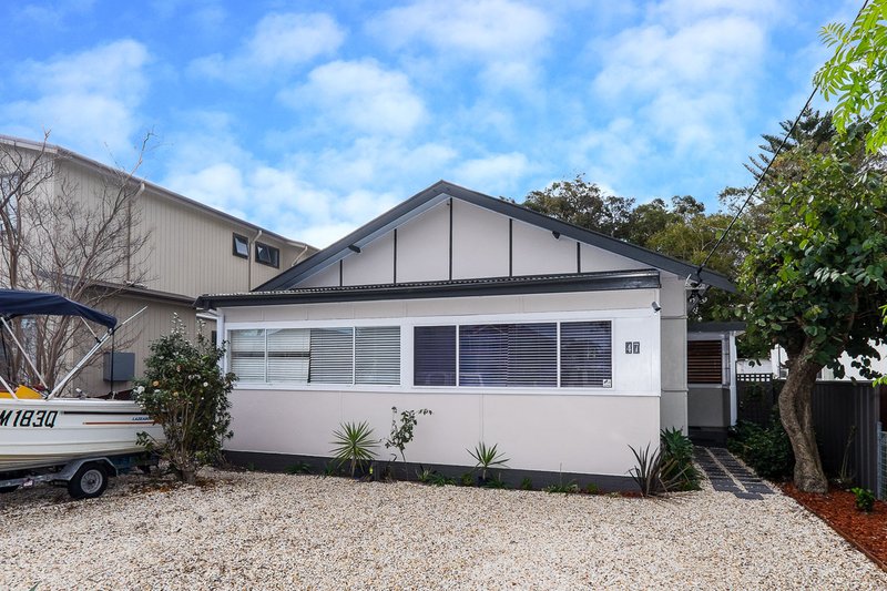 Photo - 47 Brisbane Avenue, Umina Beach NSW 2257 - Image 2