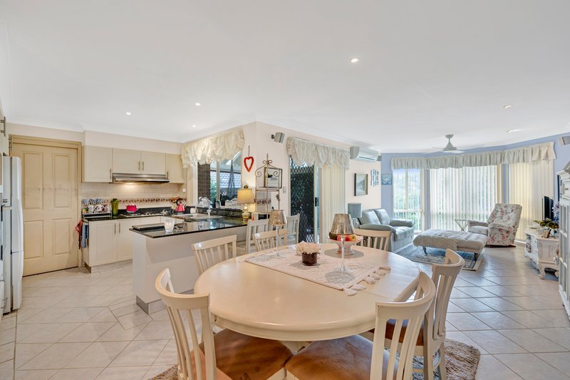 Photo - 47 Bronzewing Drive, Erina NSW 2250 - Image 2