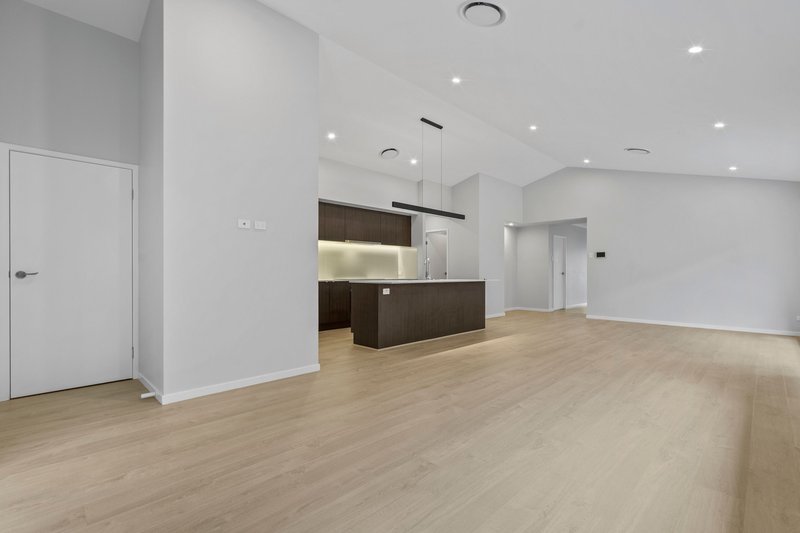 Photo - 47 Brookview Place, Bahrs Scrub QLD 4207 - Image 3