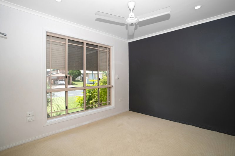 Photo - 47 Broomdykes Drive, Beaconsfield QLD 4740 - Image 15