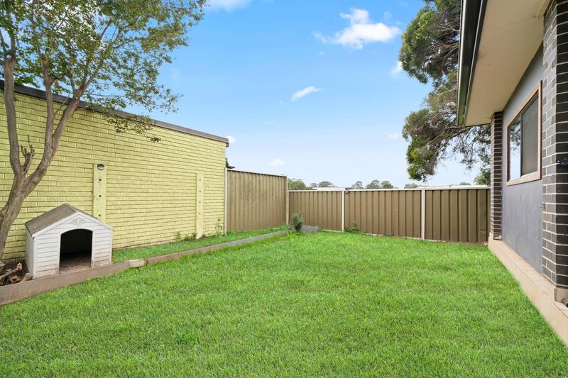 Photo - 47 Bullecourt Avenue, Milperra NSW 2214 - Image 8