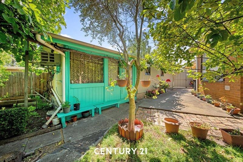 Photo - 47 Bushland Avenue, Clarinda VIC 3169 - Image 10