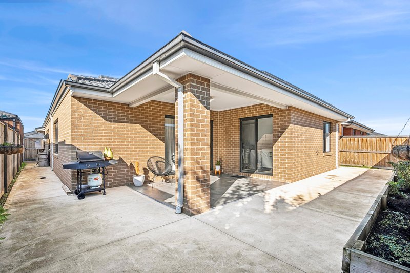 Photo - 47 Callistemon Circuit, Lara VIC 3212 - Image 12