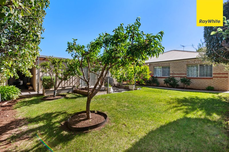 Photo - 47 Carlyon Close, Melton West VIC 3337 - Image 22