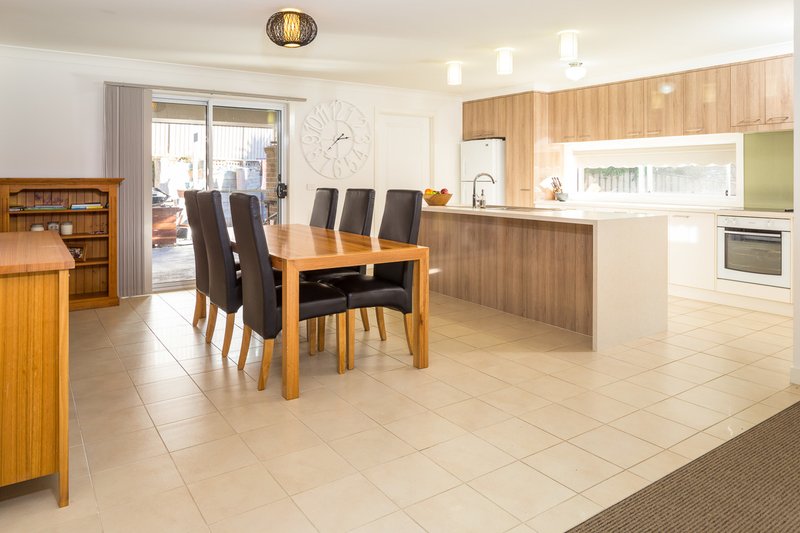 Photo - 47 Carramar Drive, Malua Bay NSW 2536 - Image 3