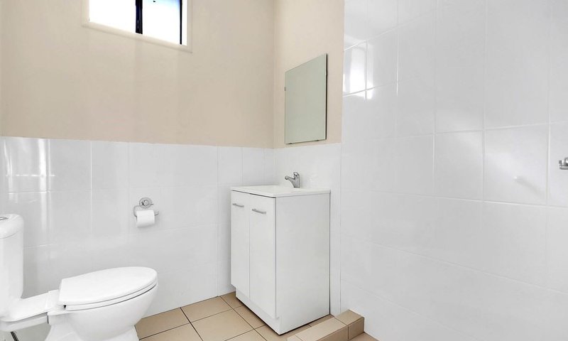 Photo - 47 Catalina Street, North St Marys NSW 2760 - Image 4