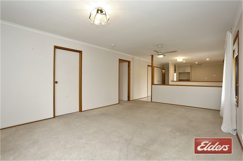 Photo - 47 Causby Crescent, Willaston SA 5118 - Image 13