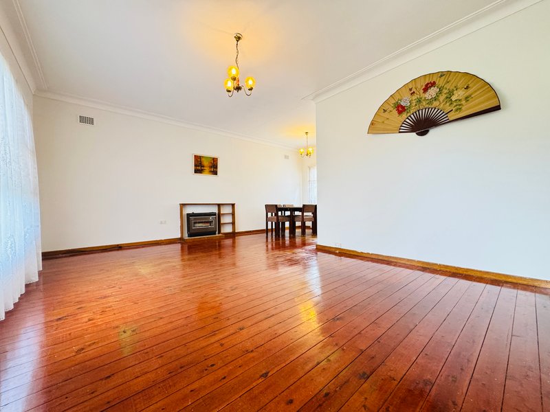 Photo - 47 Central Road, Beverly Hills NSW 2209 - Image 2