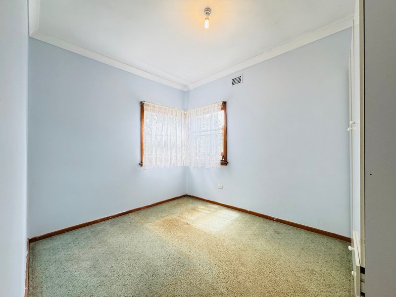 Photo - 47 Central Road, Beverly Hills NSW 2209 - Image 7