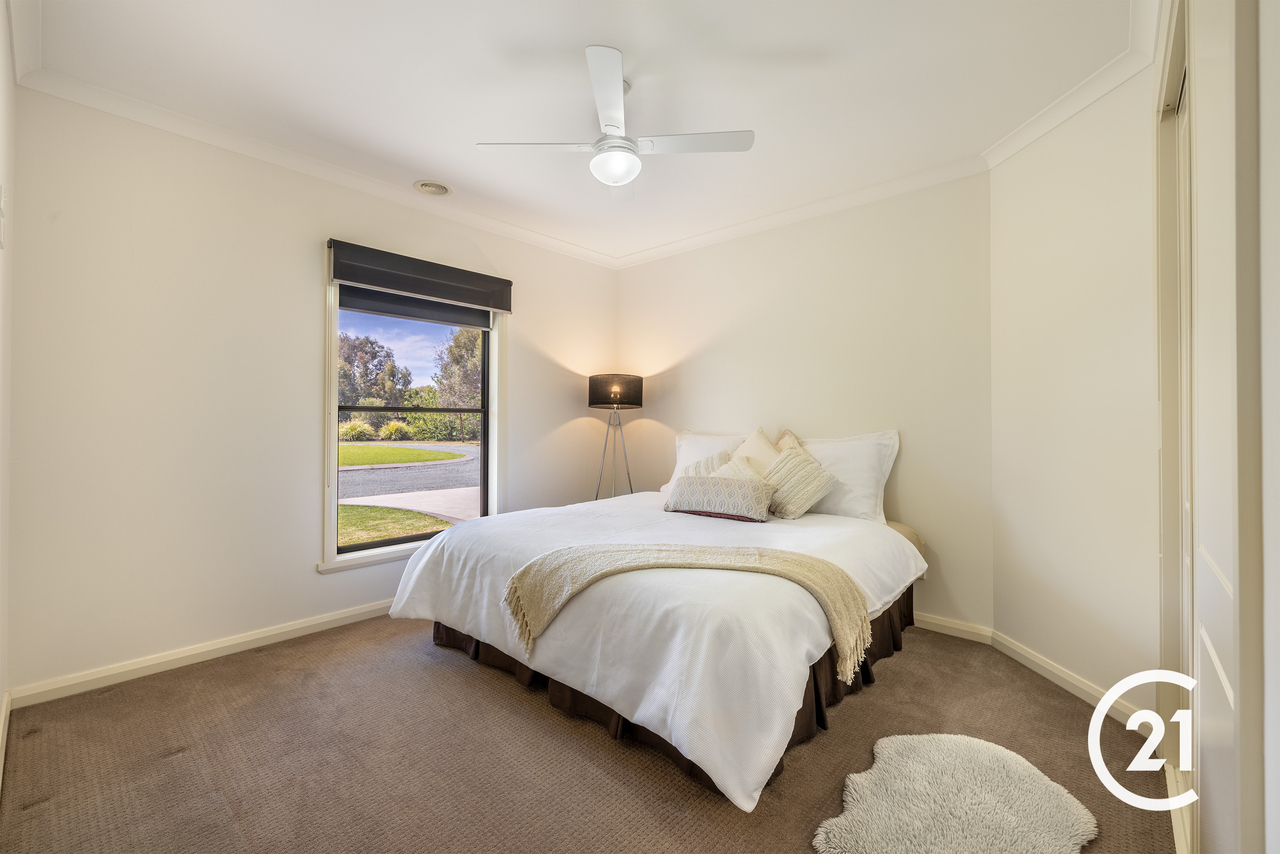 4-bedroom house at 47 CHELSWORTH DRIVE, Echuca VIC 3564, Campaspe, Victoria