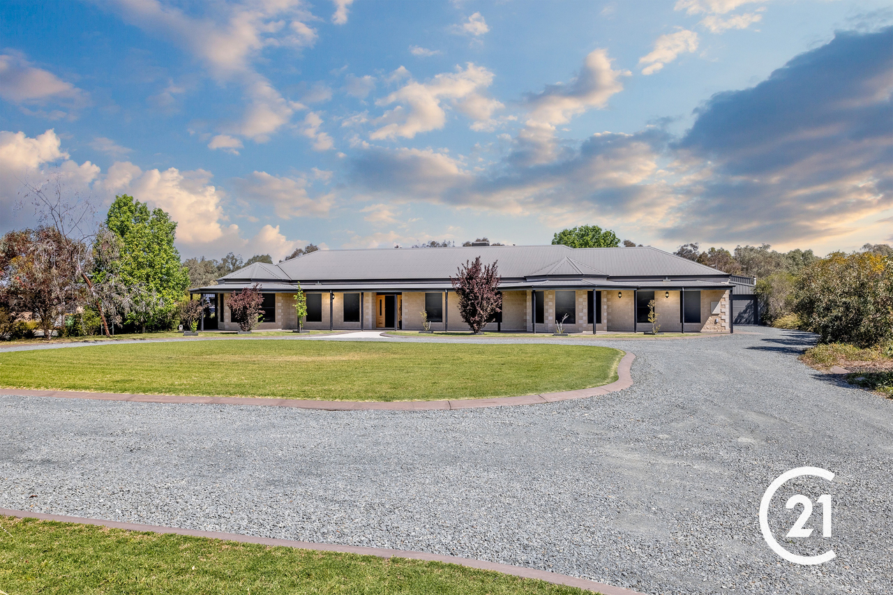 4-bedroom house at 47 CHELSWORTH DRIVE, Echuca VIC 3564, Campaspe, Victoria