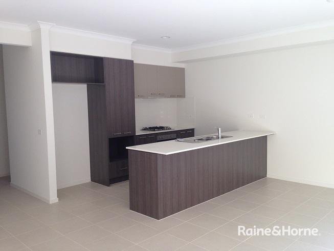 Photo - 47 Chessington Drive, Williams Landing VIC 3027 - Image 2