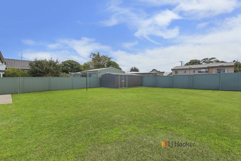 Photo - 47 Coonanga Avenue, Budgewoi NSW 2262 - Image 9