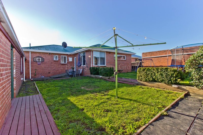 Photo - 47 Cornwall Crescent, Newnham TAS 7248 - Image 10