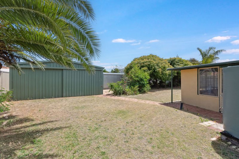 Photo - 47 Coronata Drive, Warnbro WA 6169 - Image 15