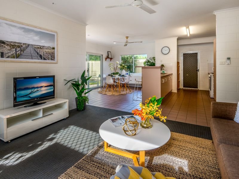 Photo - 47 Cottesloe Drive, Kewarra Beach QLD 4879 - Image 2