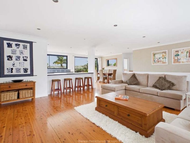 Photo - 47 Cumberland Avenue, Collaroy NSW 2097 - Image 5