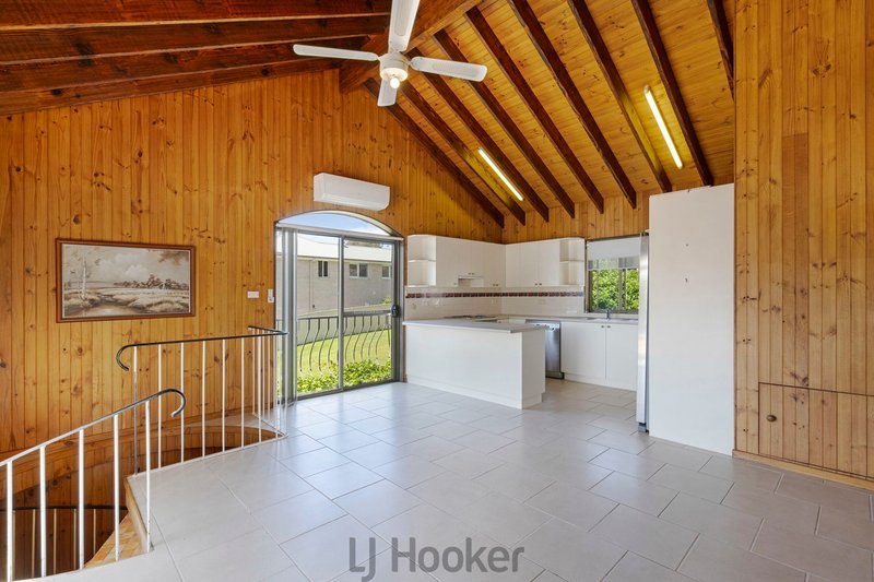 Photo - 47 Dandaraga Road, Brightwaters NSW 2264 - Image 12