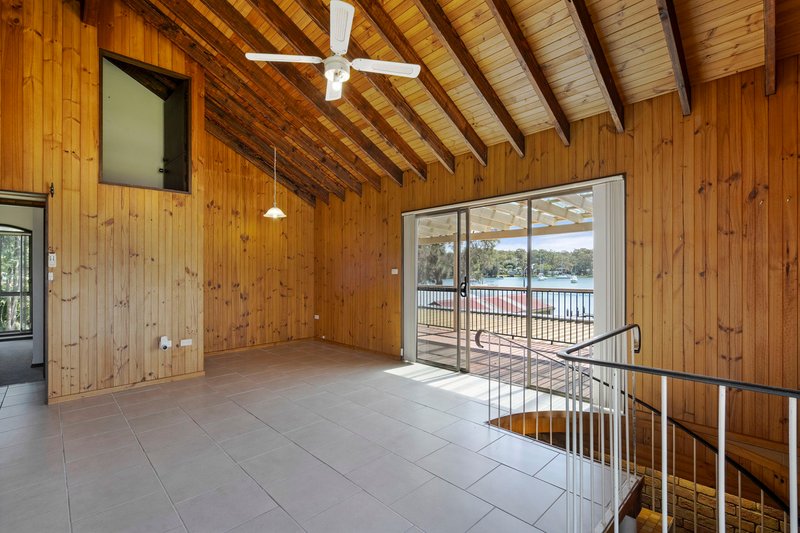 Photo - 47 Dandaraga Road, Brightwaters NSW 2264 - Image 17